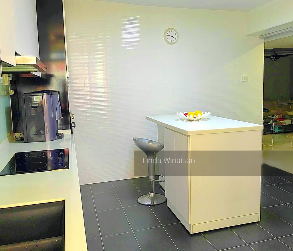 Blk 308 Tampines Street 32 (Tampines), HDB Executive #127698932